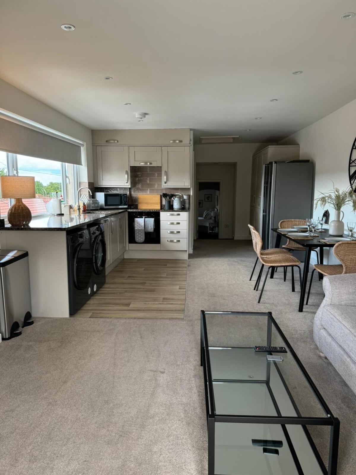 Chew View Luxury Apartment Keynsham Exterior foto