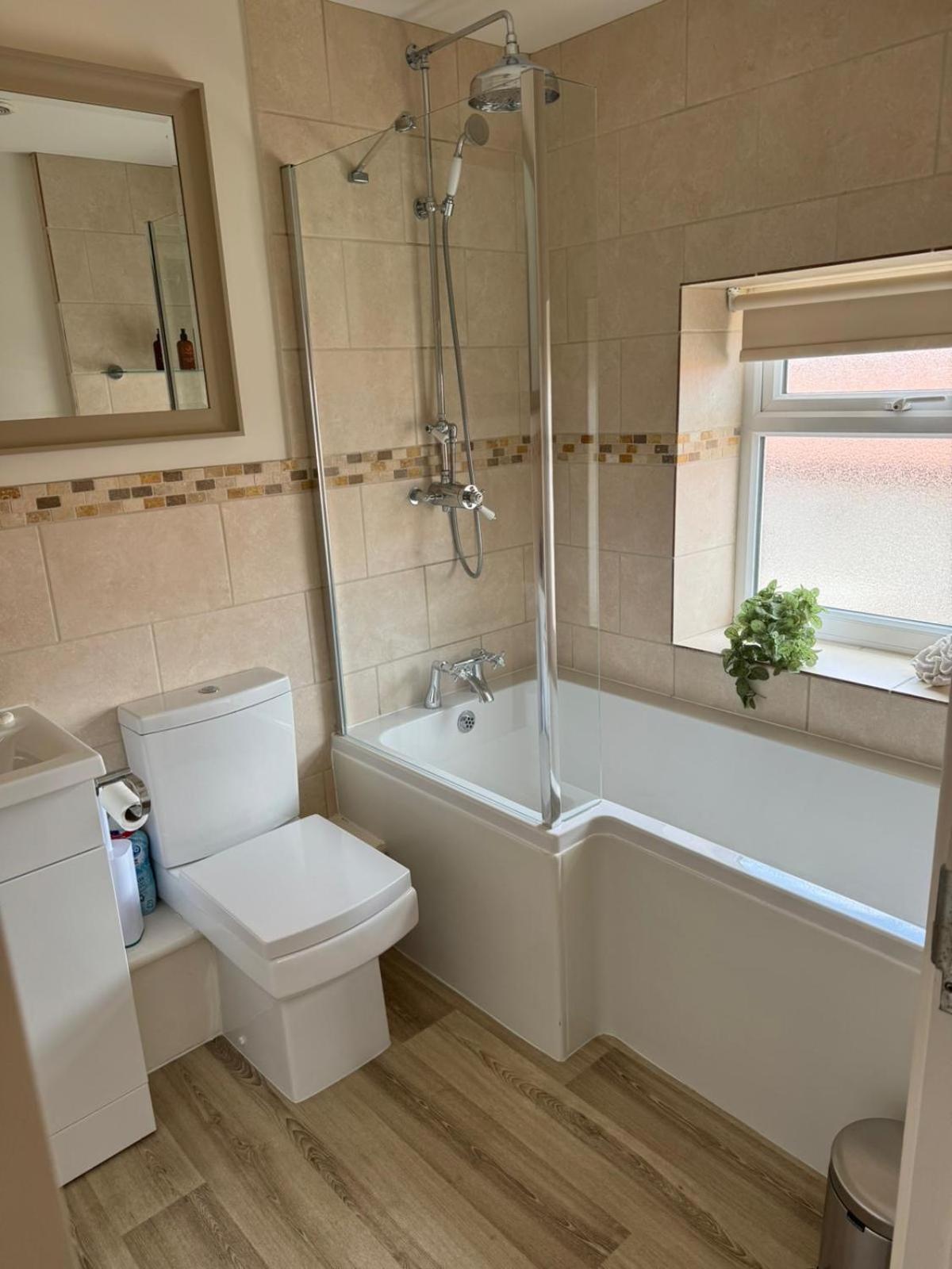 Chew View Luxury Apartment Keynsham Exterior foto